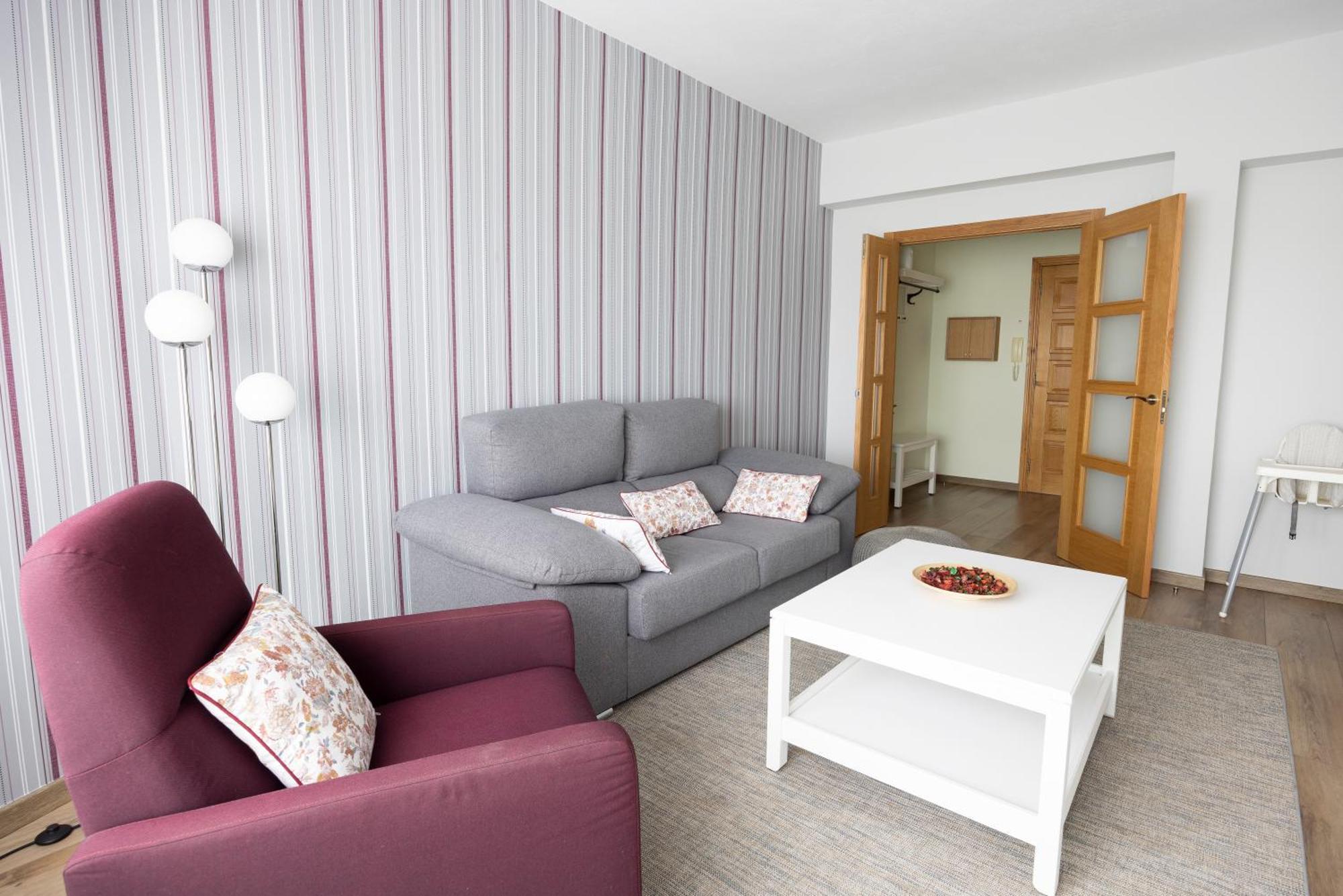 Apartment Adeines Viviendas Uso Turistico Medio *